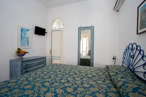 Hotel Poseidon Città di Lipari 3*,  Italia